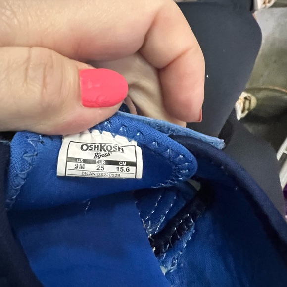 Osh Kosh Water Shoes‎ - Picture 6 of 6